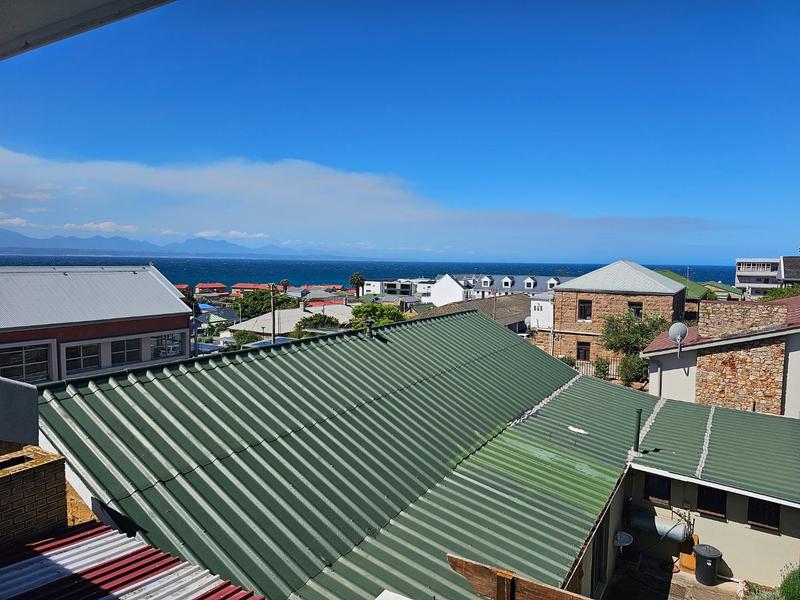 3 Bedroom Property for Sale in Mossel Bay Central Western Cape